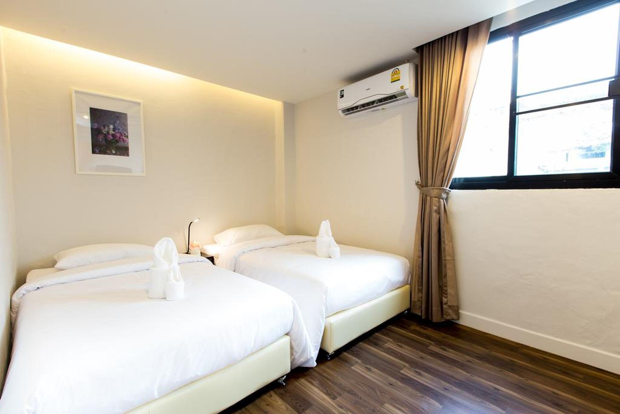Metro hotel Bangkok Buitenkant foto